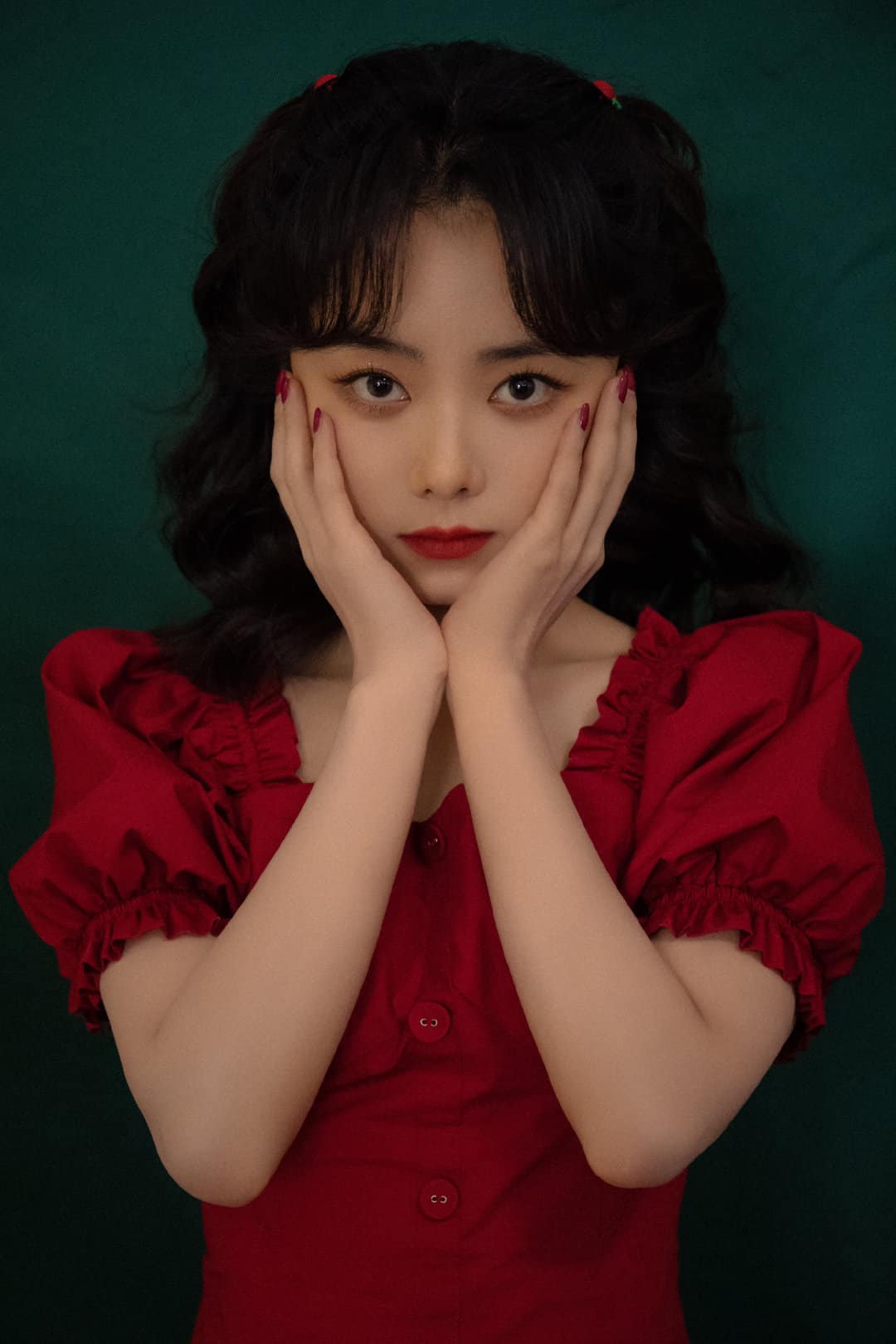 Nữ diễn viên 9x Đàm Tùng Vận sở hữu gương mặt tựa như baby 6 24309517531007831734890925682469464153093124n 16343128668191928650549