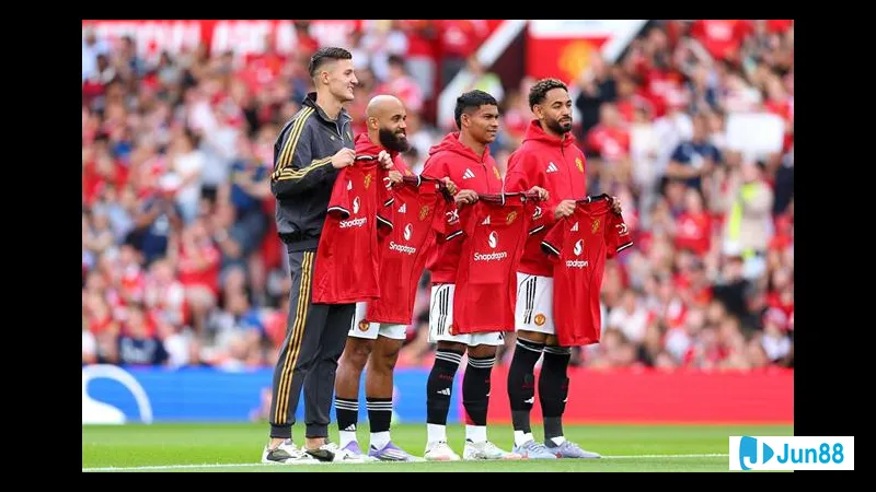 Nhận định Manchester United: Số tiền mua sắm hè này gây bất ngờ 10 so tien mua sam cua MU he nay