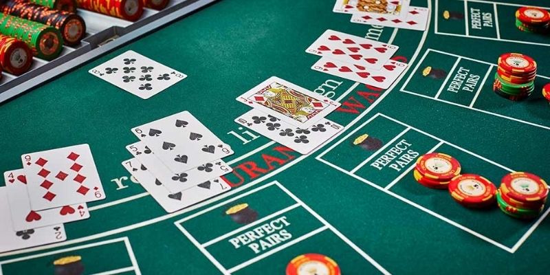 Kinh nghiệm chơi Xì Dách từ cao thủ casino Jun88 luôn thắng 4 Kinh nghiệm chơi xì dách từ cao thủ casino JUN88